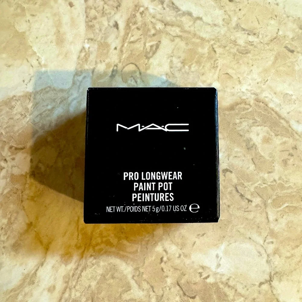 MAC Layin' Low Pro Longwear Paint Pot Cream Eyeshadow NIB